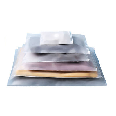 CPE / PE / PPE Печатные полиэтиленовые пакеты влагостойкие Mylar Frosted Zip Lock Bags для одежды