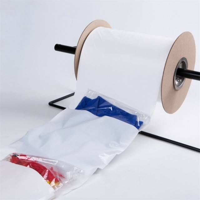 Полиэтиленовые пакеты на рулоне для автоматического наполнения из ПВД, изготовленные на заказ